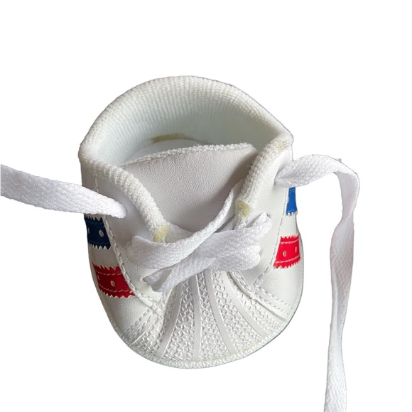 Build A Bear Bundle: BAB Brown Bear, Plush Blue Carrier, BAB shoes & BAB hat - Picture 13 of 16